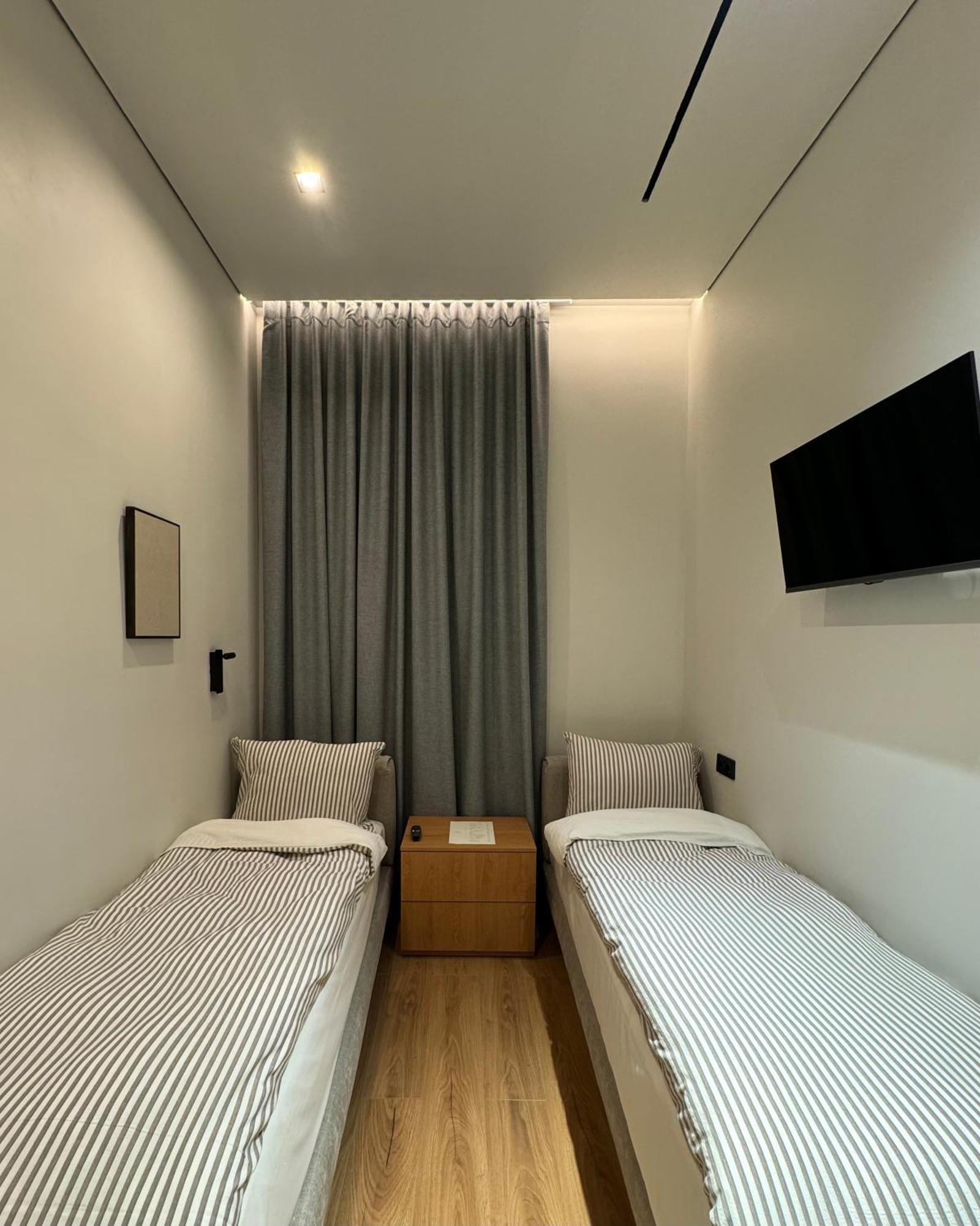 Mosh Mosh Boutique Hotel Alma-Ata Buitenkant foto