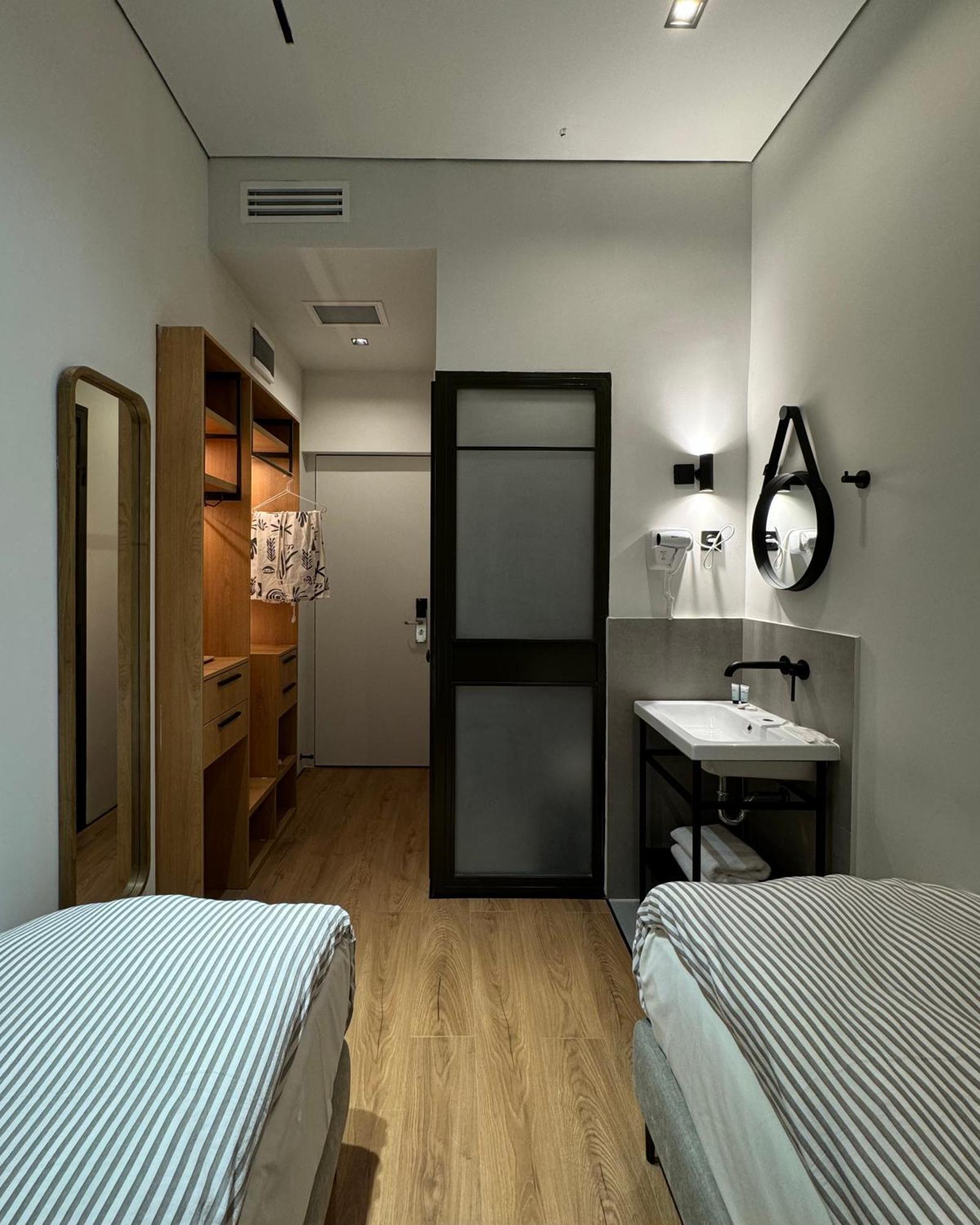 Mosh Mosh Boutique Hotel Alma-Ata Buitenkant foto