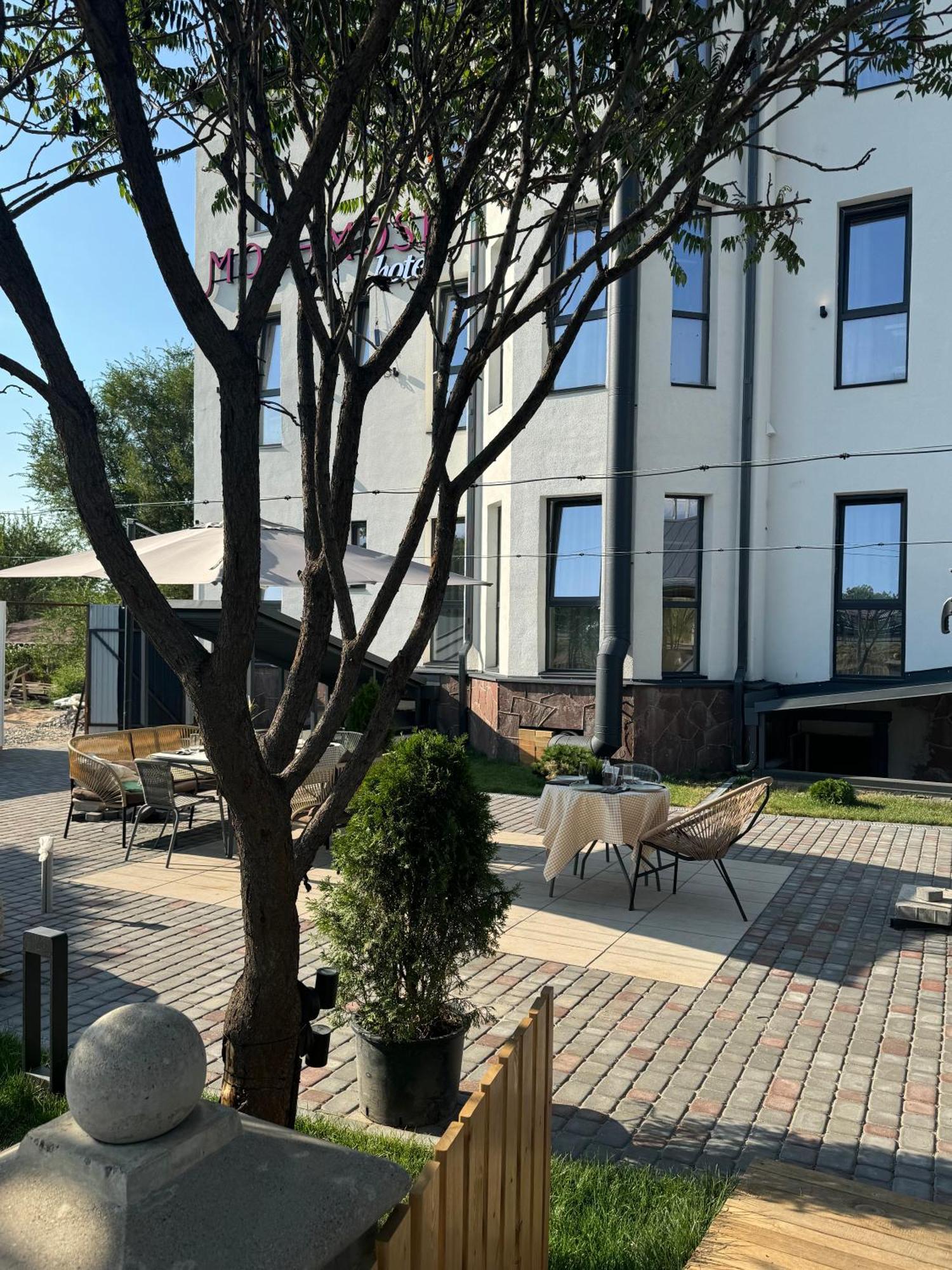 Mosh Mosh Boutique Hotel Alma-Ata Buitenkant foto