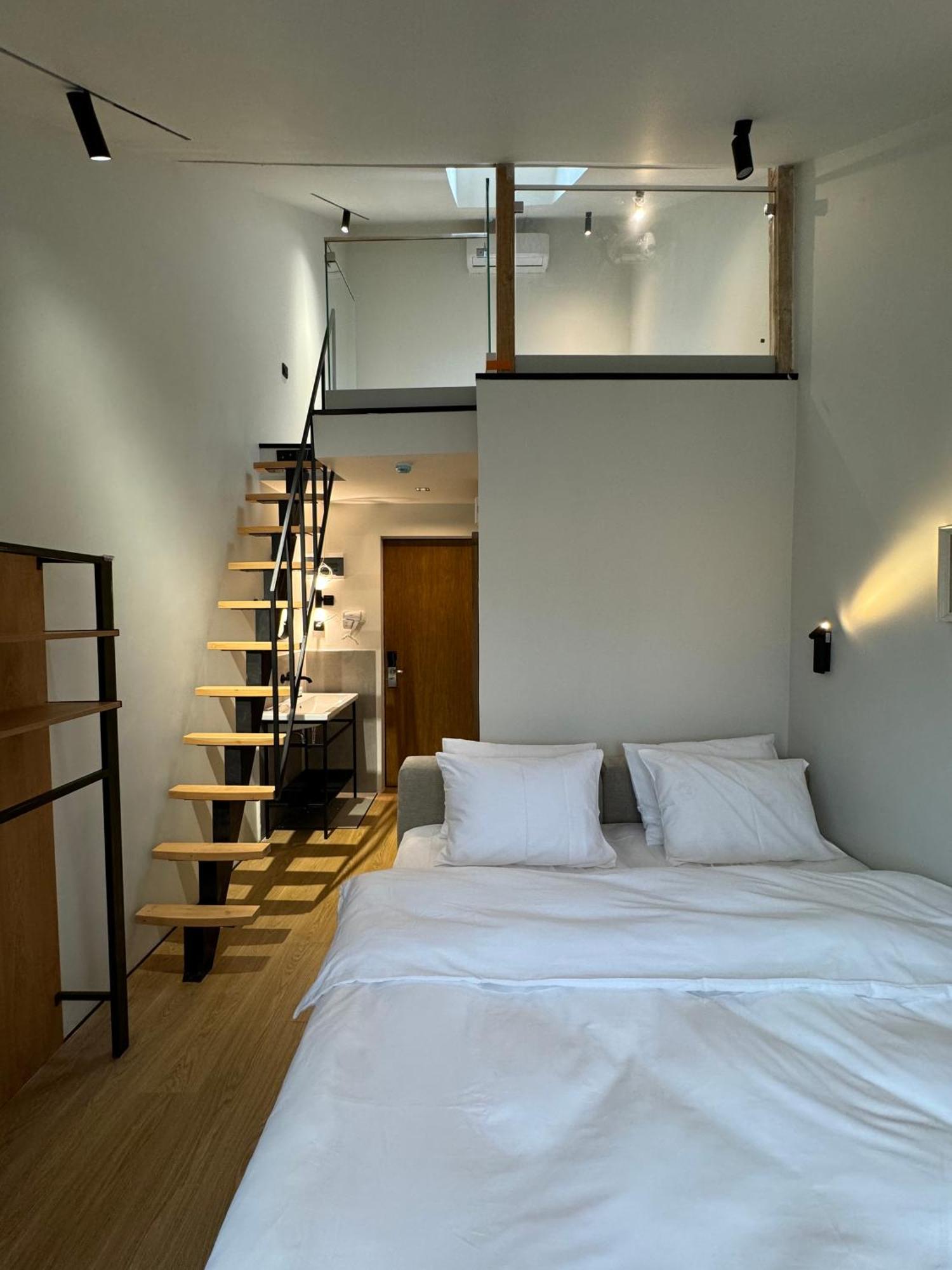 Mosh Mosh Boutique Hotel Alma-Ata Buitenkant foto