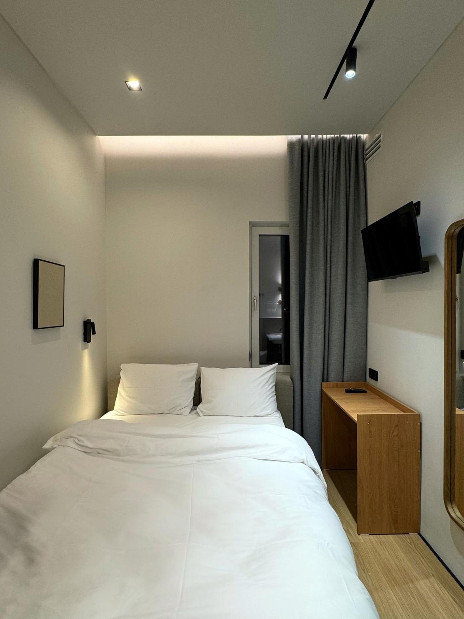 Mosh Mosh Boutique Hotel Alma-Ata Buitenkant foto
